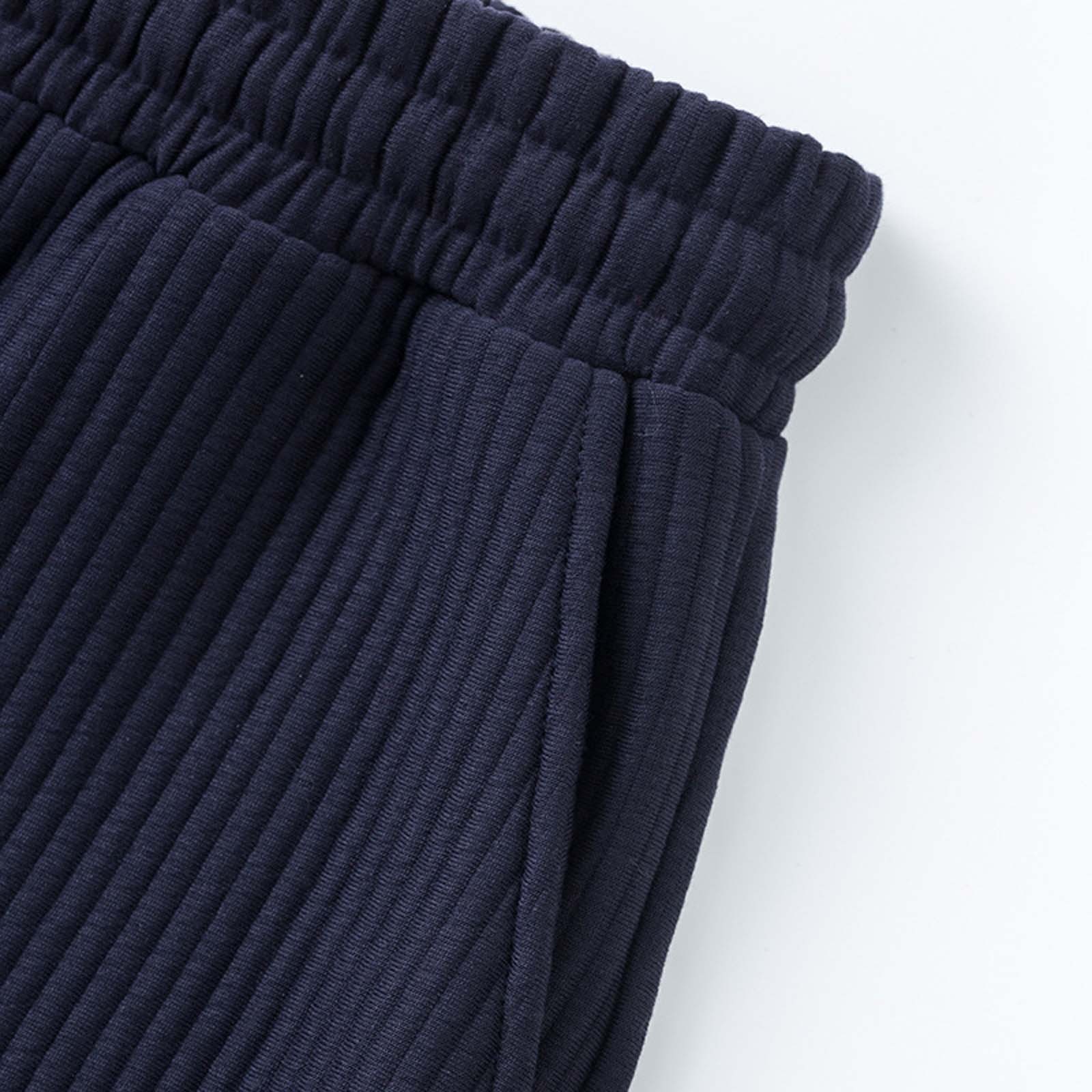 thumbnail image 5 of Pantalones cortos deportivos casuales de jacquard europeos nuevos para hombre - Pantalones cortos de playa holgados y elásticos para actividades al aire libre, 5 of 8